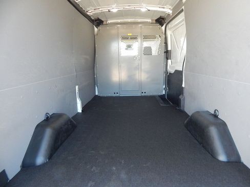 Used 2019 Ford Transit 250 148 Medium Roof image 12