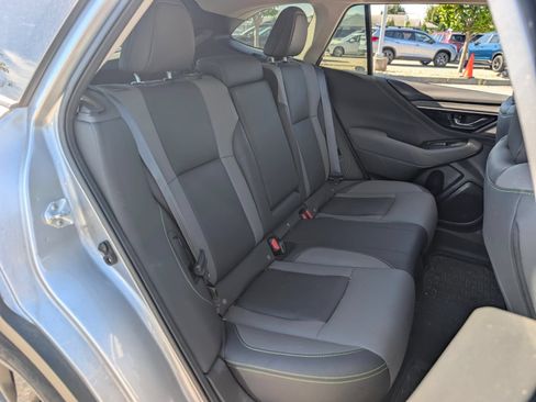 Used 2024 Subaru Outback Onyx Edition XT AWD/4WD image 30