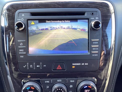 Used 2017 Buick Enclave Leather image 22