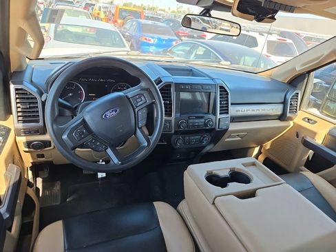 Used 2020 Ford F250 XLT w/ XLT Premium Package AWD/4WD image 8