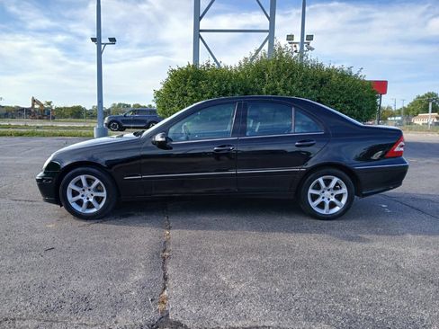 Used 2007 Mercedes-Benz C 280 4MATIC Sedan image 4