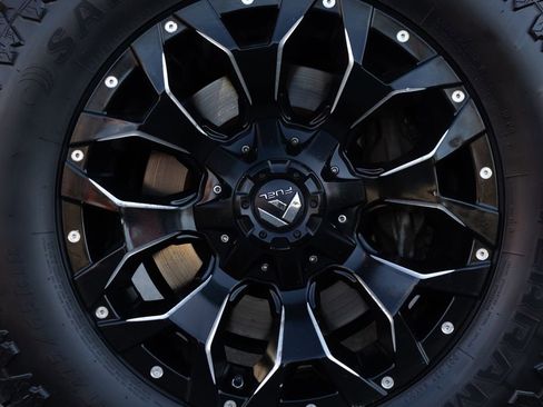 Used 2019 Toyota Tundra SR5 RWD image 10