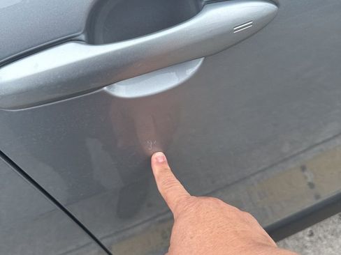 Used 2022 Toyota Corolla Cross LE w/ Moonroof Package FWD image 5