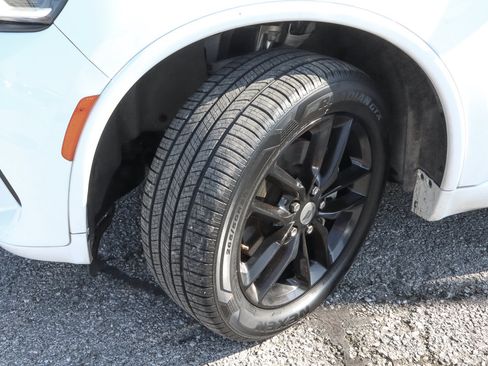 Used 2023 Dodge Durango GT AWD/4WD image 13