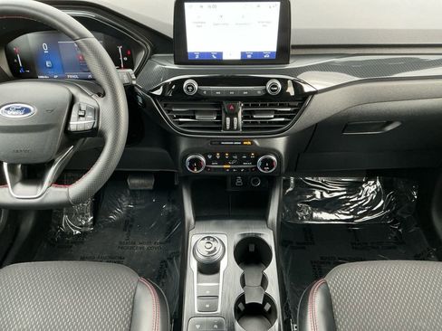 Used 2025 Ford Escape ST-Line Select image 11