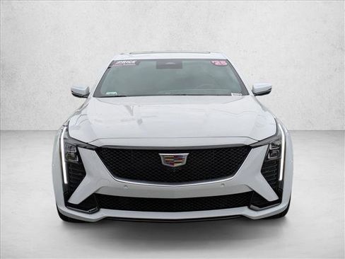 Used 2025 Cadillac CT5 V image 2
