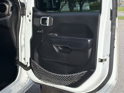 Used 2019 Jeep Wrangler Sport AWD/4WD image 26