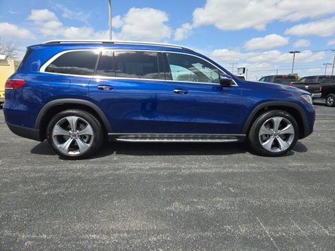 Used 2021 Mercedes-Benz GLS 450 4MATIC image 7