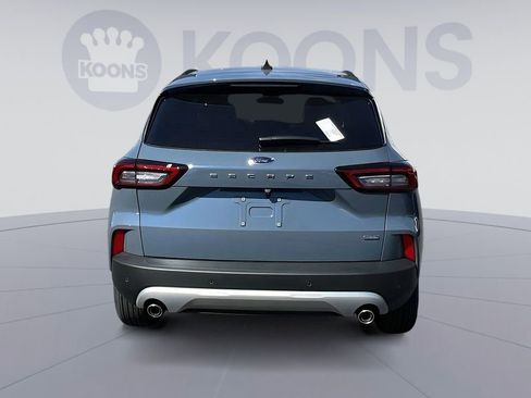 Used 2025 Ford Escape SE image 5