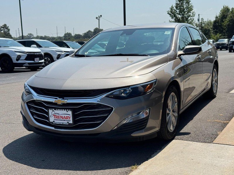 Used 2025 Chevrolet Malibu LT FWD image 8