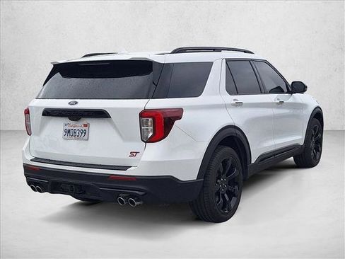 Used 2020 Ford Explorer ST w/ ST Street Pack image 5