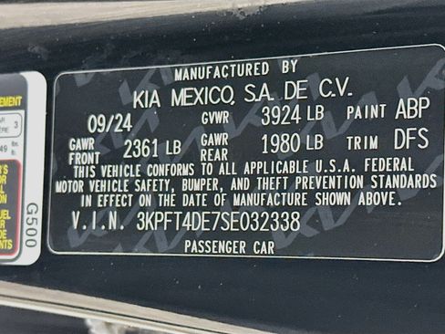 Used 2025 Kia K4 FWD image 12