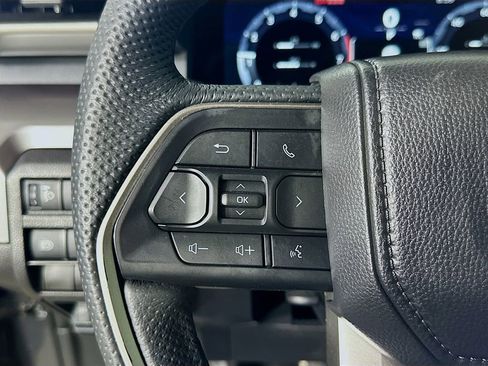 Used 2025 Toyota Tacoma TRD Off-Road image 22