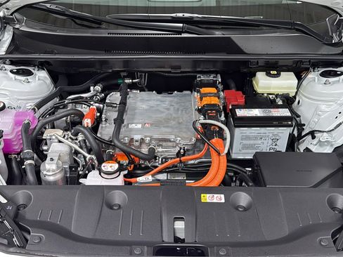 New 2026 Toyota bZ XLE Plus image 25