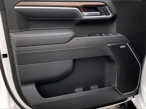 New 2026 GMC Sierra 1500 Elevation image 10