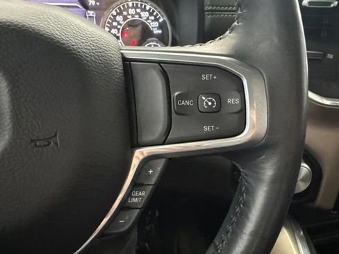 Used 2022 RAM 1500 Laramie AWD/4WD image 38