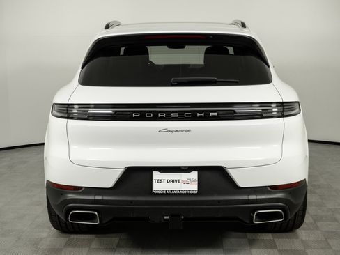 New 2026 Porsche Cayenne image 30
