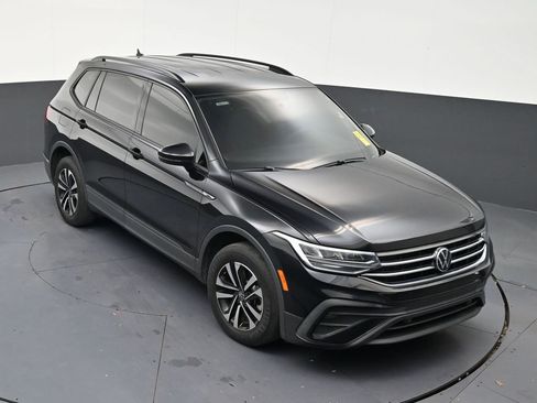 Used 2022 Volkswagen Tiguan S FWD image 18