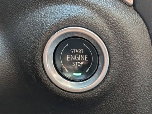 Used 2020 GMC Sierra 1500 SLE w/ SLE Value Package image 26