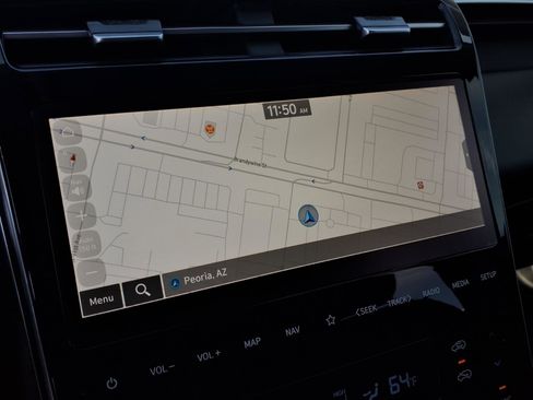 Used 2024 Hyundai Tucson Limited image 27