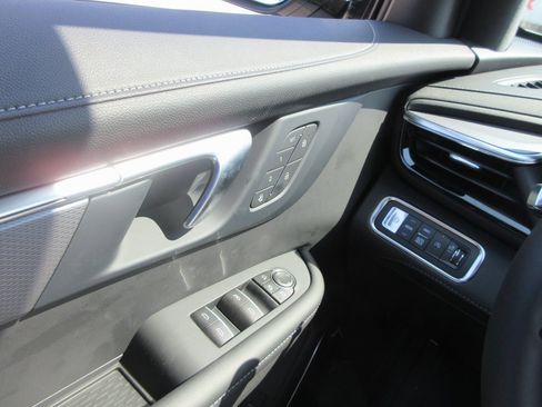 New 2026 Buick Enclave Sport Touring w/ Super Cruise Package image 20