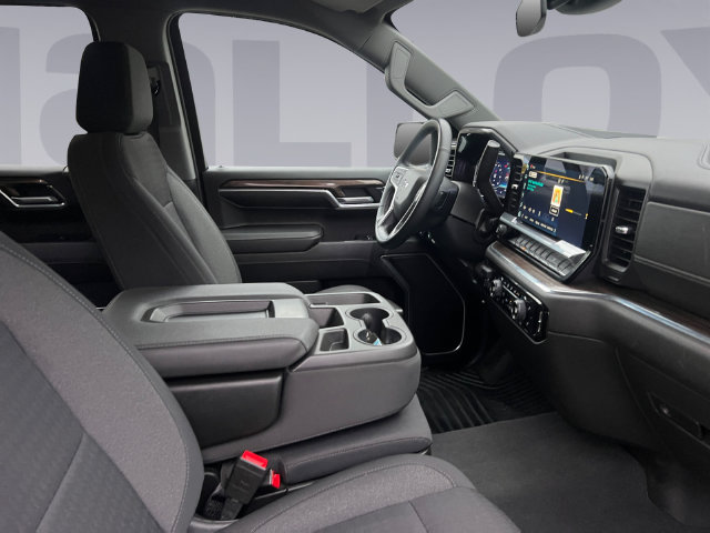 Used 2023 Chevrolet Silverado 1500 RST w/ LPO, Dark Essentials Package AWD/4WD image 17