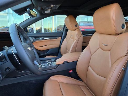 New 2026 Cadillac CT5 V w/ Platinum Package image 28