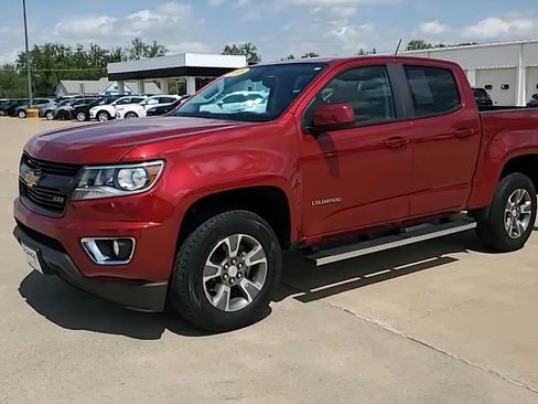 Used 2018 Chevrolet Colorado Z71 AWD/4WD image 4