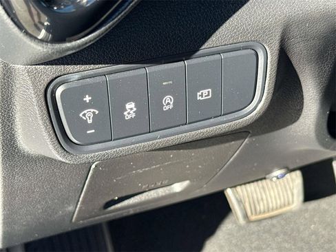 Used 2023 Kia Soul GT-Line w/ GT-Line Technology Package image 25