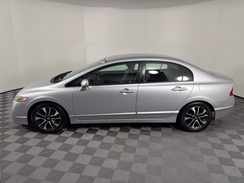 Used 2011 Honda Civic LX image 4