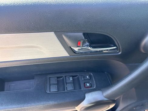 Used 2011 Honda CR-V SE image 17