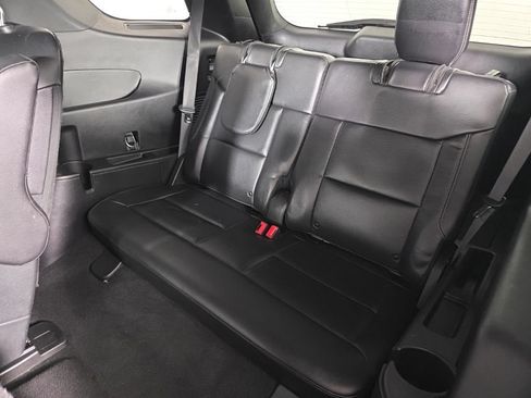 Used 2020 Ford Explorer XLT w/ Equipment Group 202A AWD/4WD image 29