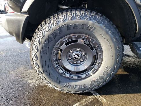 New 2025 Ford Bronco Outer Banks w/ Sasquatch Package image 26