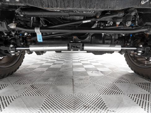 Used 2024 Ford F250 Platinum w/ FX4 Off-Road Package AWD/4WD image 32