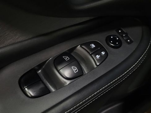 Used 2023 Nissan Murano SV image 27