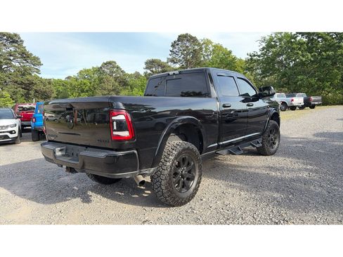 Used 2021 RAM 2500 Laramie w/ Night Edition AWD/4WD image 3