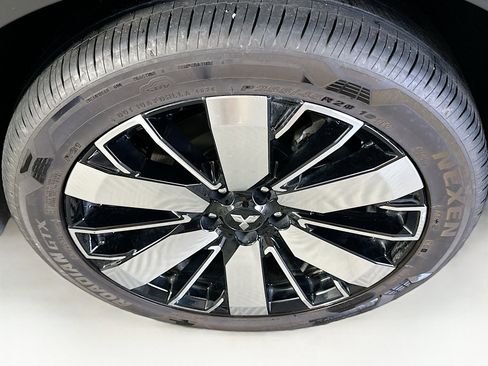 Used 2025 Mitsubishi Outlander SE AWD/4WD image 11