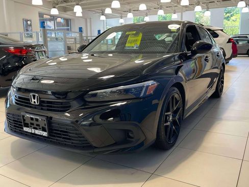 Used 2024 Honda Civic Sport image 3