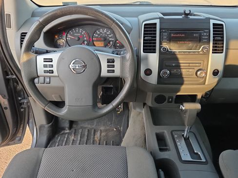 Used 2018 Nissan Frontier SV RWD image 14