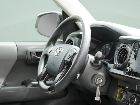 Used 2023 Toyota Tacoma SR AWD/4WD image 11