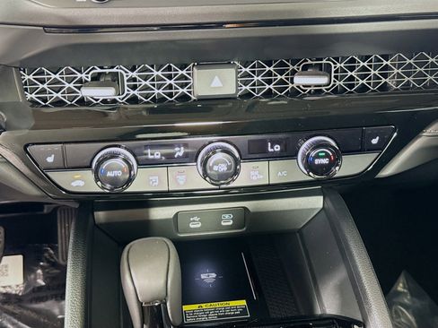 New 2025 Honda Accord EX-L image 16