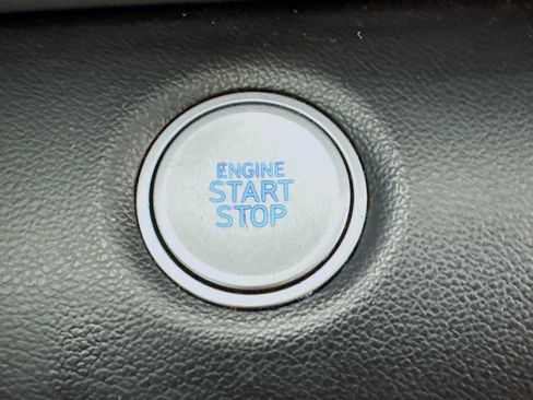 Used 2021 Hyundai Elantra SEL FWD image 20