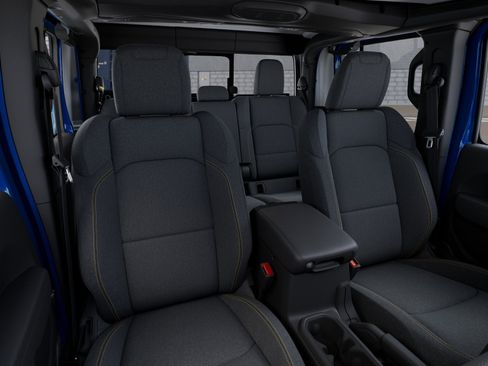 New 2026 Jeep Gladiator Sport AWD/4WD image 33