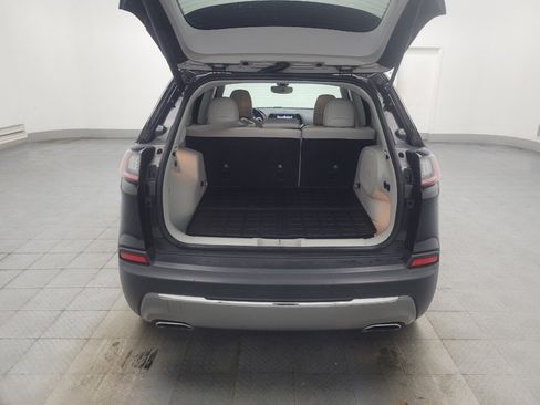 Used 2020 Jeep Cherokee Limited AWD/4WD image 29