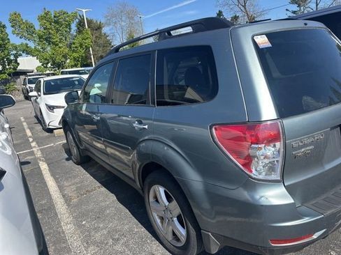 Used 2010 Subaru Forester 2.5X Premium w/ Popular Equipment Group 1A image 1