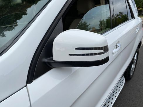 Used 2015 Mercedes-Benz ML 350 2WD w/ Premium 1 Package image 18