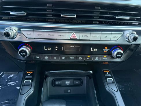 Used 2022 Kia Telluride S AWD/4WD image 38