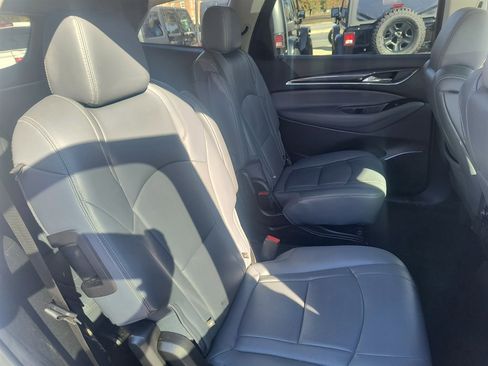 Used 2020 Buick Enclave Essence w/ Sound and Sites Package image 24