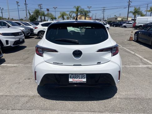 Used 2021 Toyota Corolla SE w/ Carpet Mat Package (TMS) FWD image 8