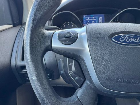 Used 2014 Ford Focus SE w/ SE Winter Package FWD image 28
